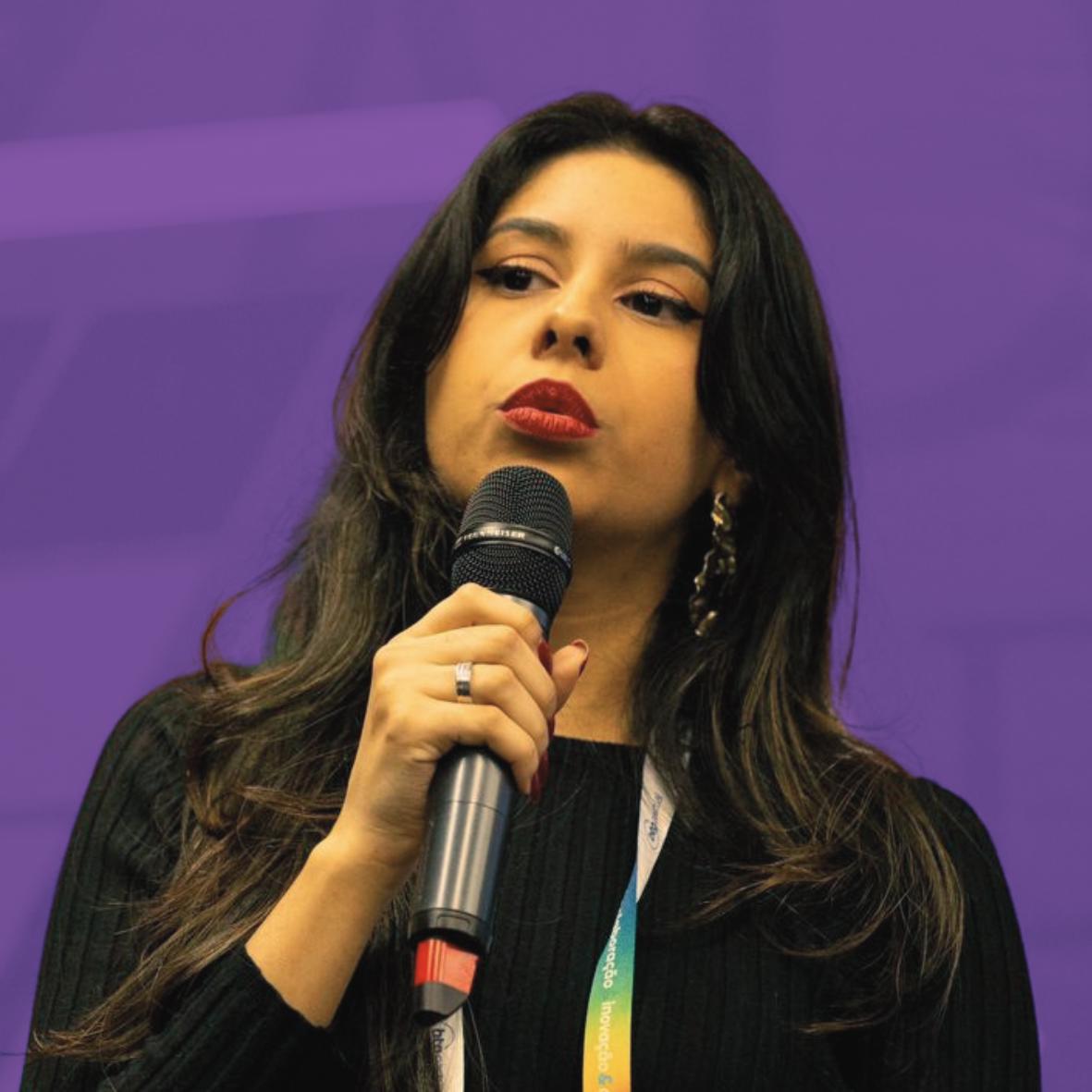 Larissa Azevedo